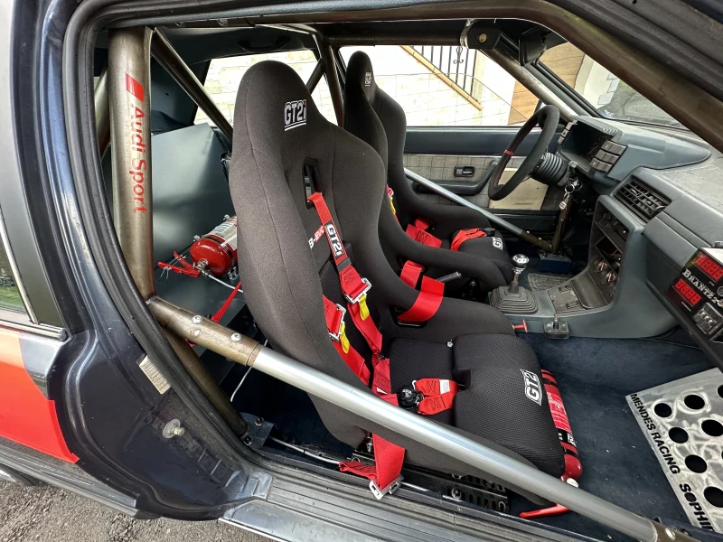 Audi coupé GT 2.2 5 cylinders