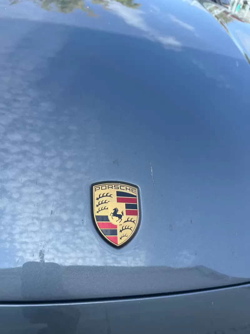 Rental Porsche CAYENNE