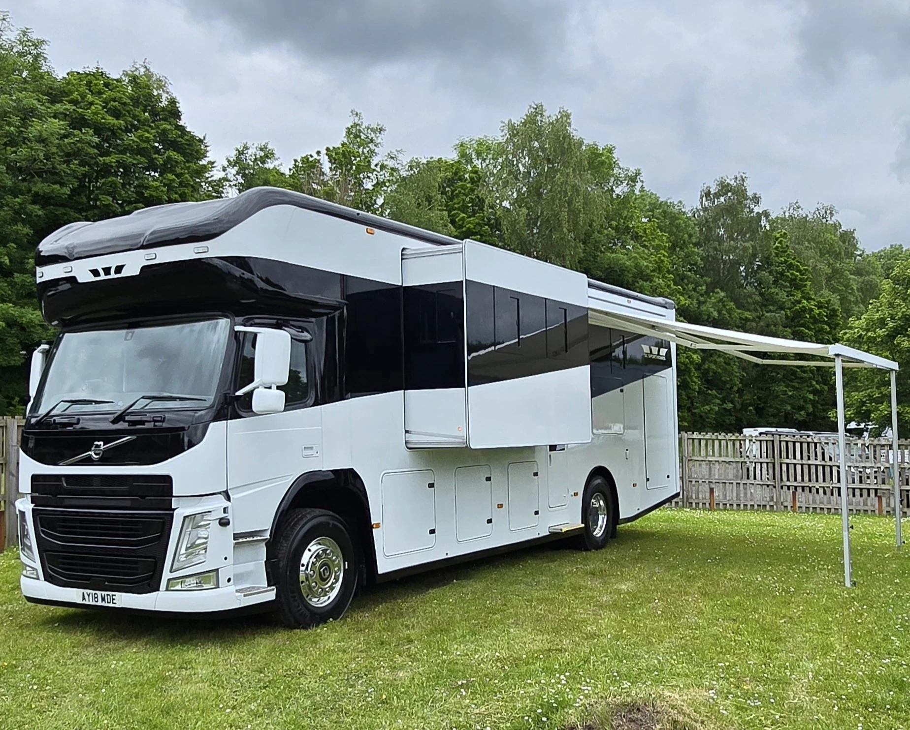 VOLVO FM 18t sc worldcruiser RV motorhome camper race truck new build