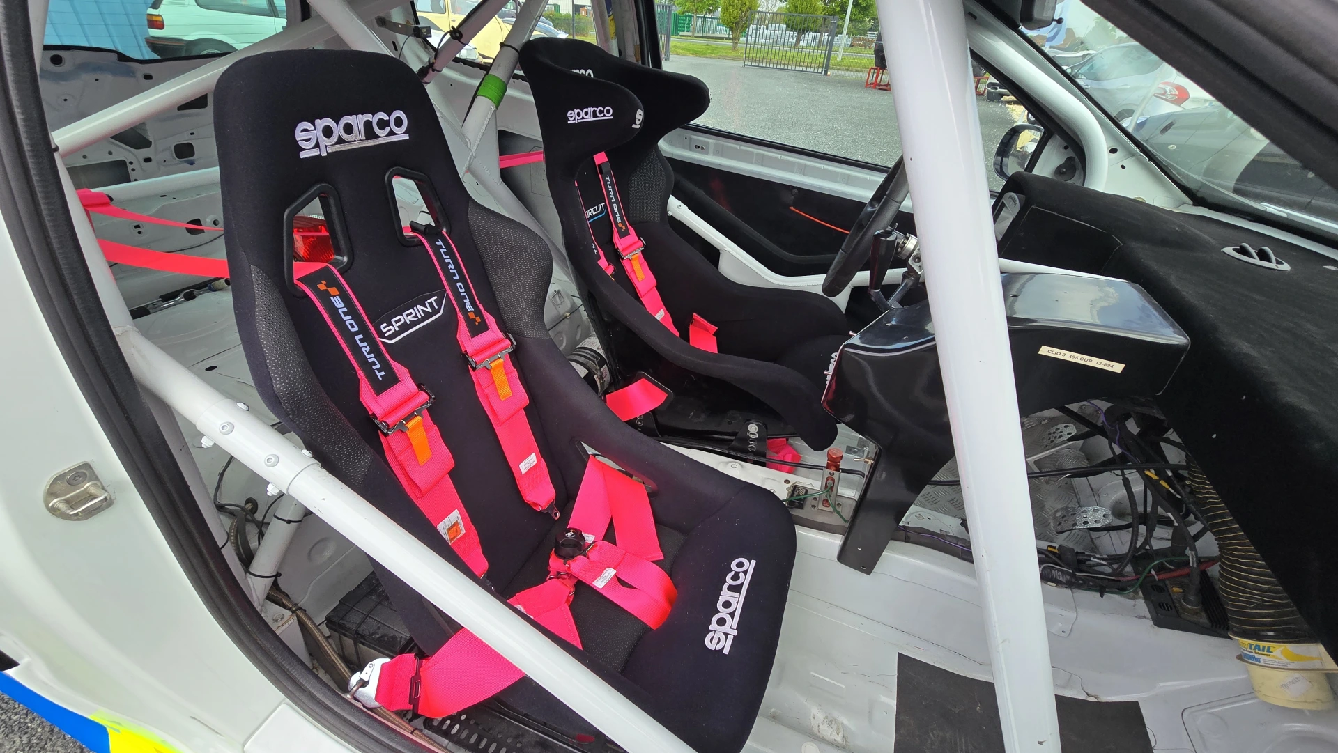 Renault clio cup X85 – photo 4
