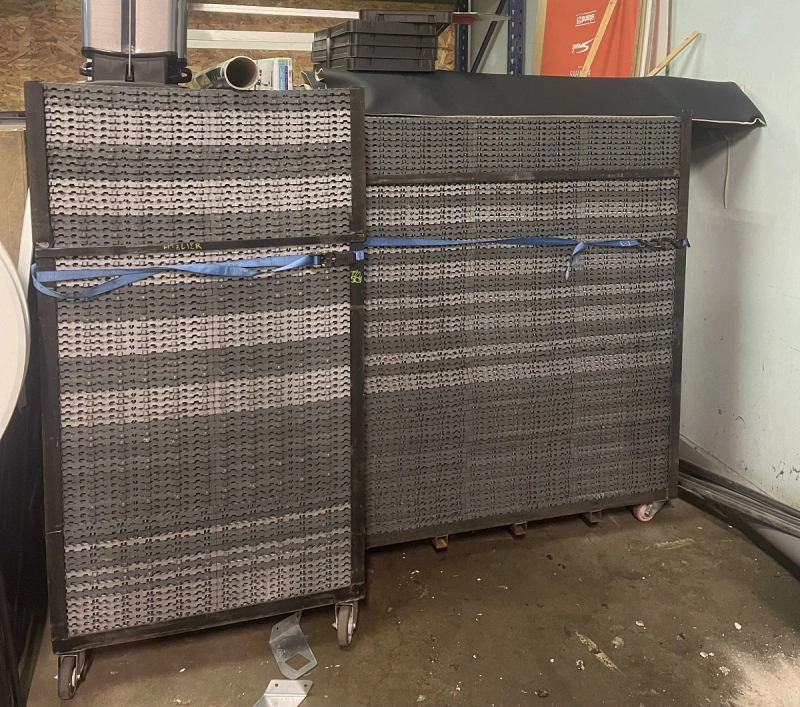 Paddock / racing floor tiles - 128 m² + transport trolley