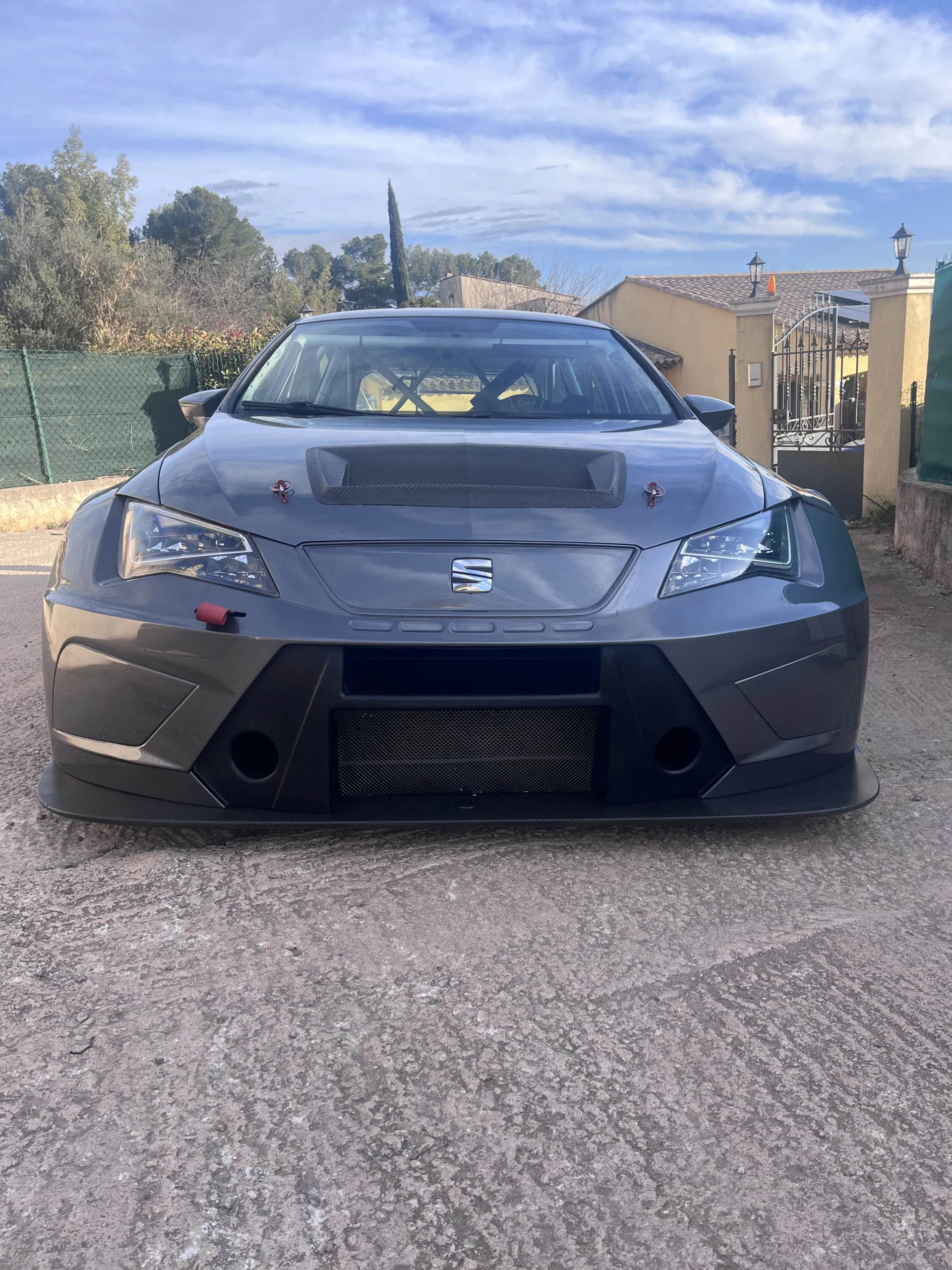 Make a Seat Leon eurocup offer