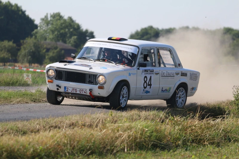 Lada 2101 1 600 cm³ à injection