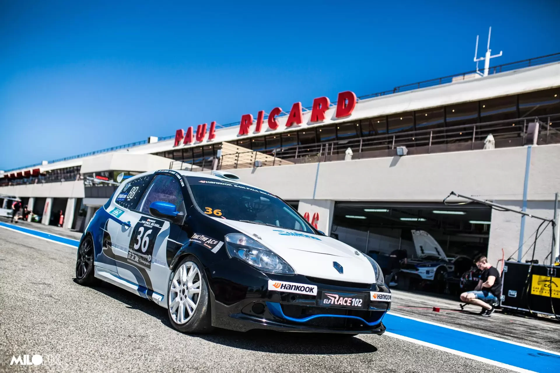 Hire Clio 3 Cup
