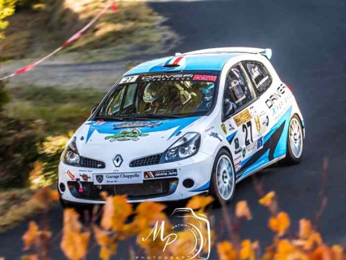 Clio 3 f2014 210cv prête à courir