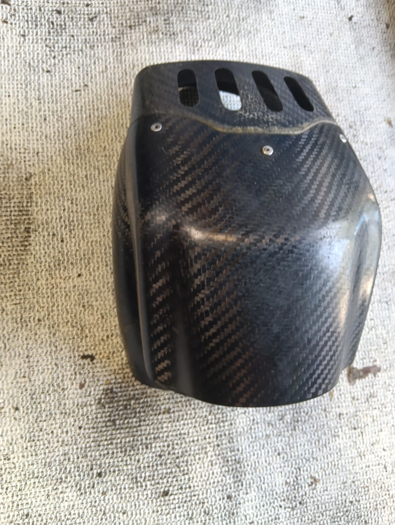 Pièces Dallara a vendre