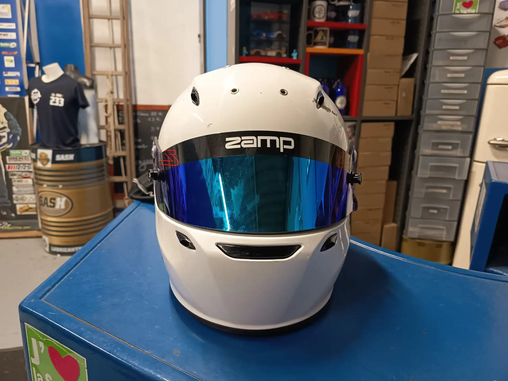 Vends casque homologué FIA ZAMP ZR-72 blanc dans son carton d’origine. – photo 2