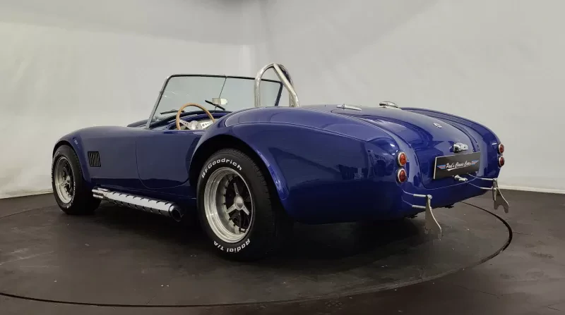 AC Cobra 427 replica by Dax