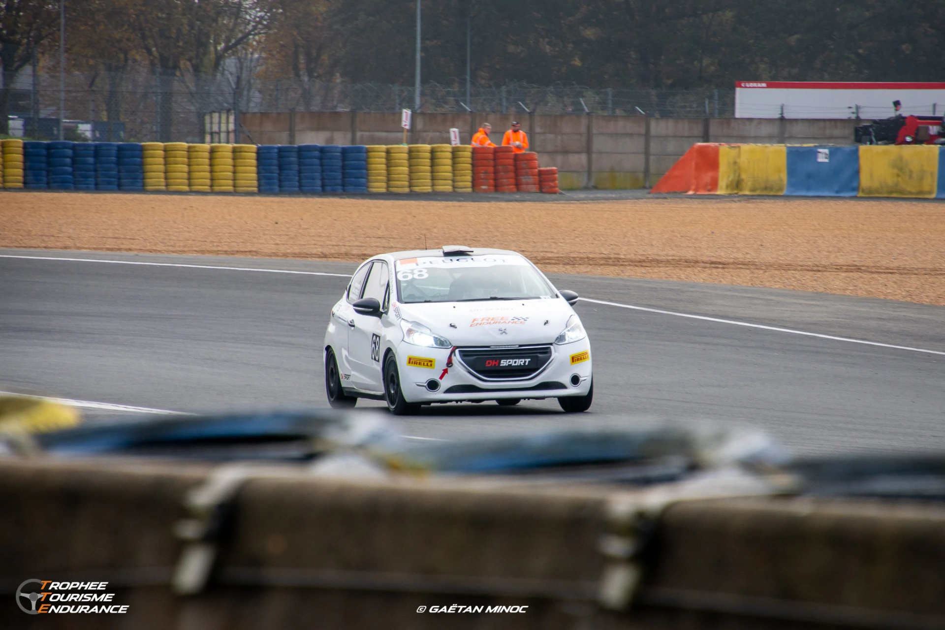 Steering wheels available TTE / trackday