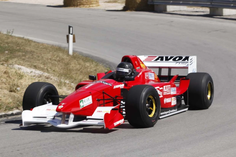 Lola F3000