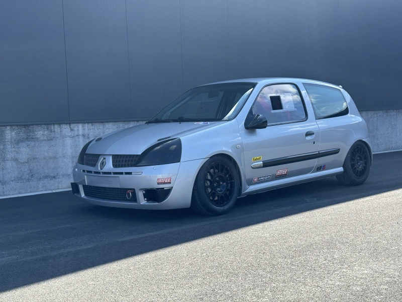 Clio 2 Cup Evo 2004 modifiée