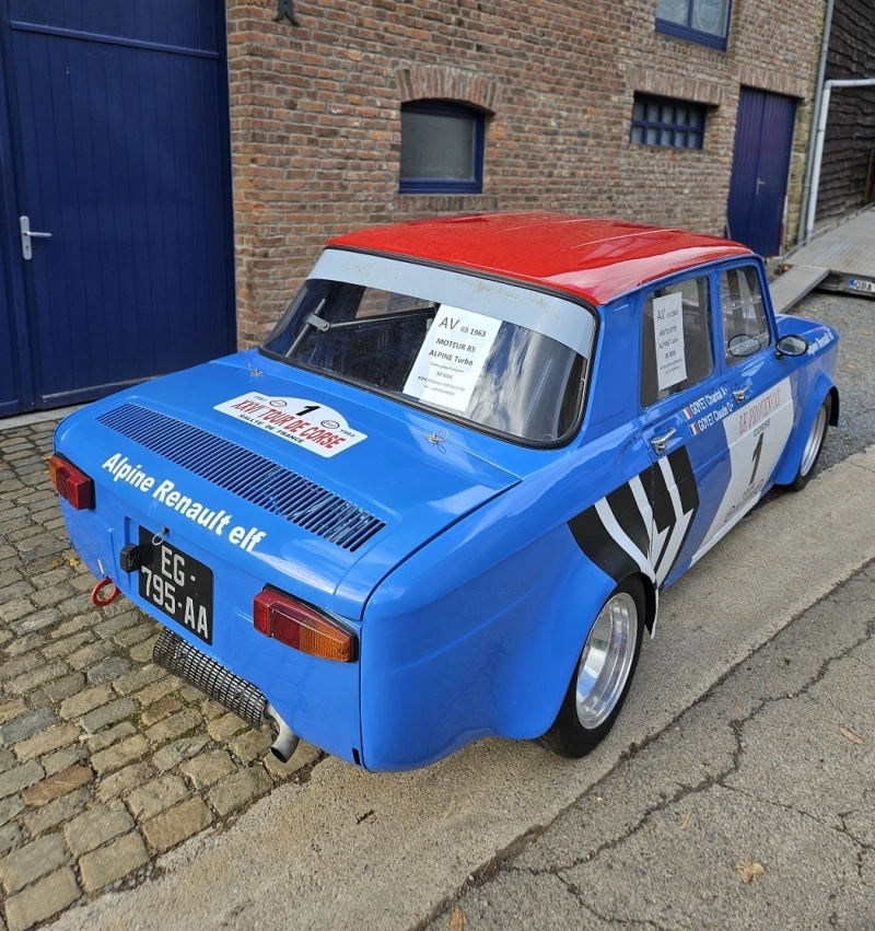 RENAULT 8 PROTO