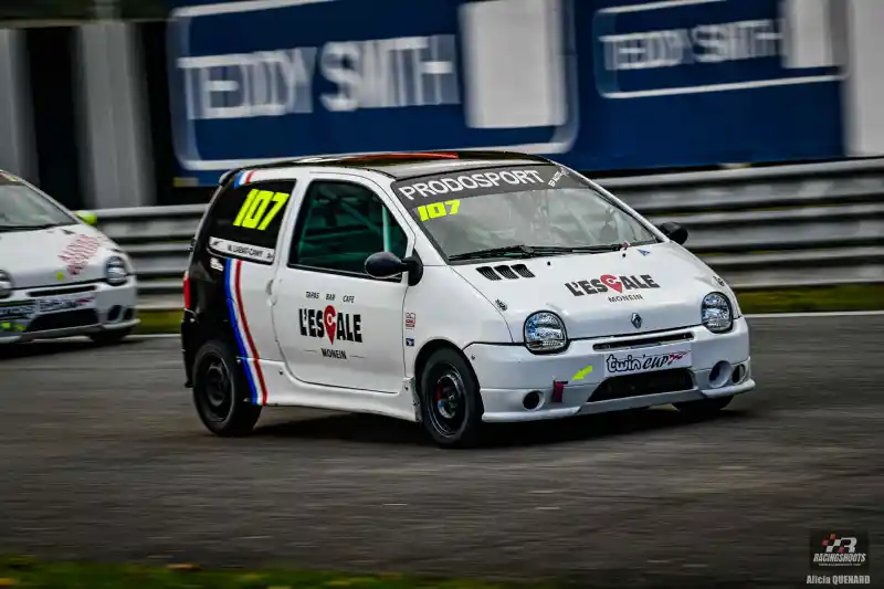 Twincup 107