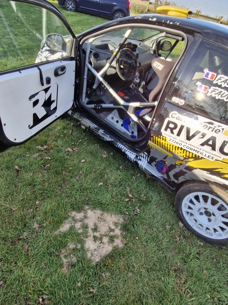 2 Twingo RS groupe R1