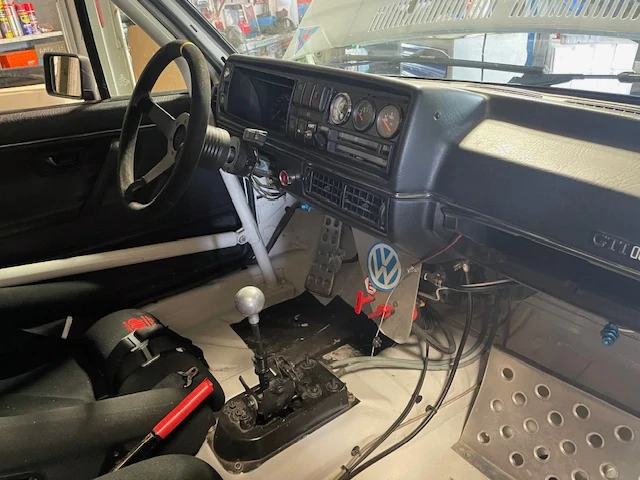 GOLF 2 1.8 16S GRA