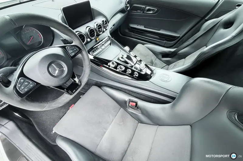 Mercedes-AMG GT R from first ownership with upgrades
