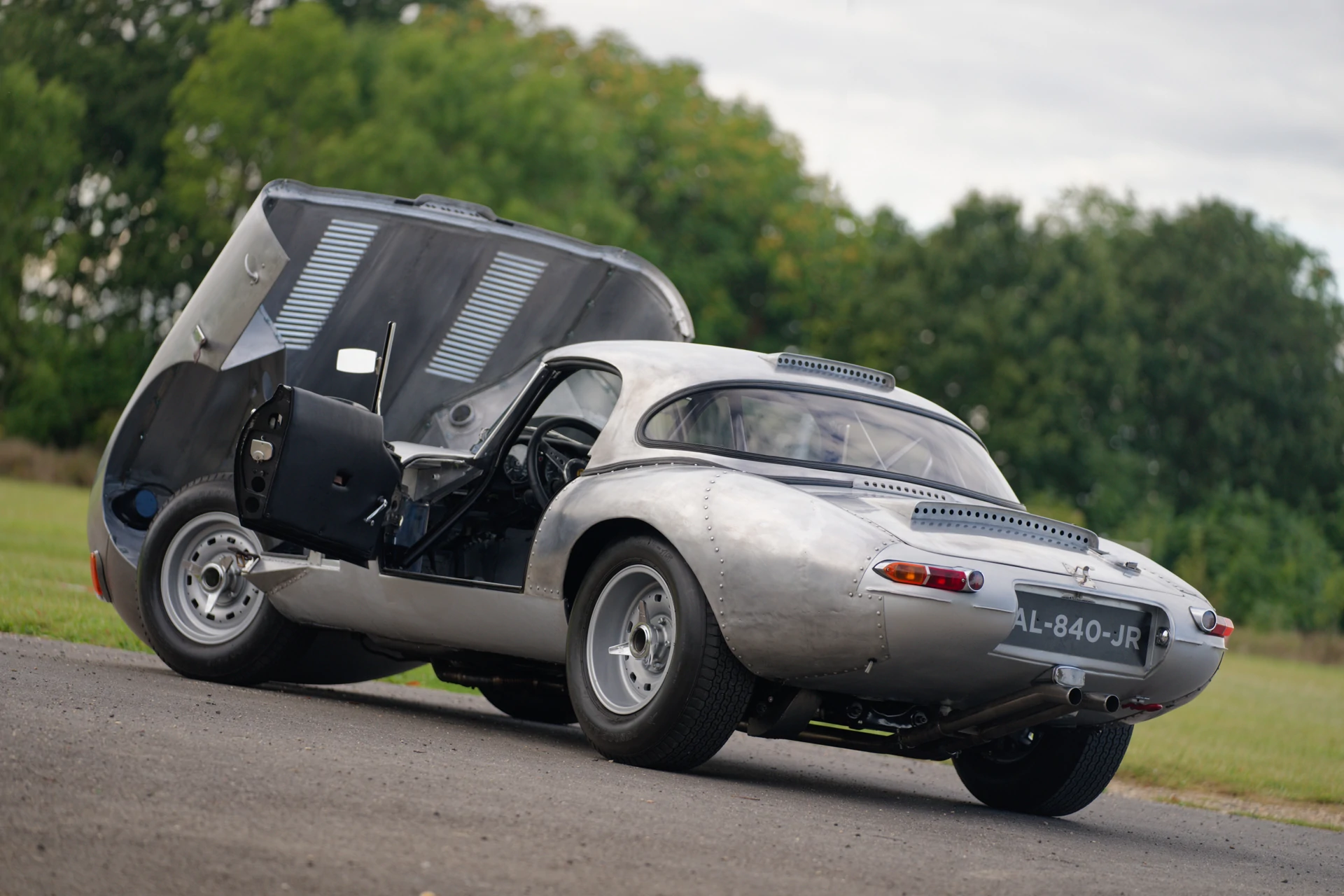 Jaguar E-Type Roadster 1962 Semi Lightweight Matching numbers