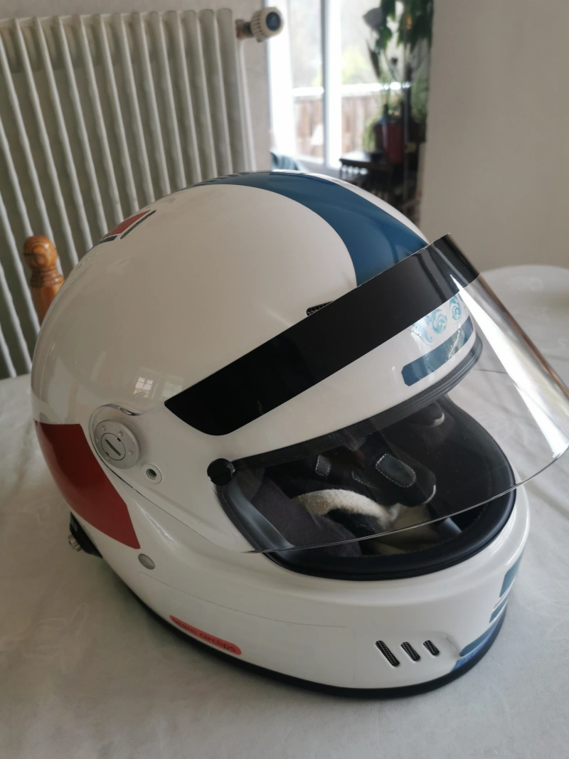 RRS circuit full-face helmet