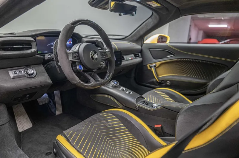 MASERATI MC20
