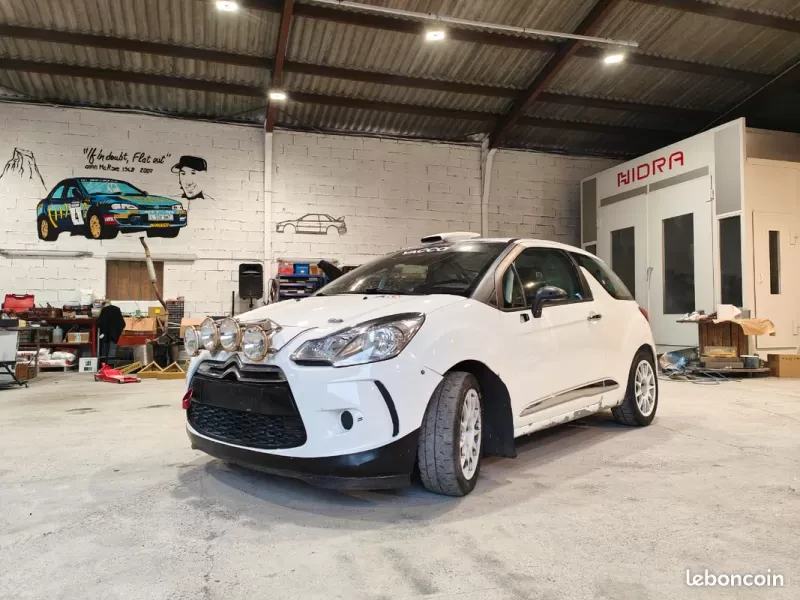 CITROEN DS3 R1