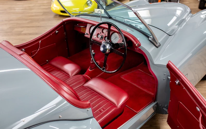 1954 Jaguar XK120 OTS, RHD