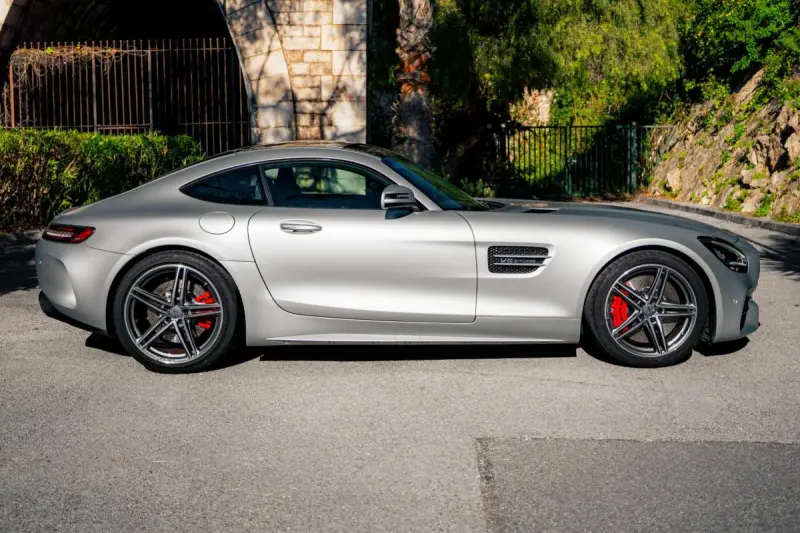MERCEDES AMG GT