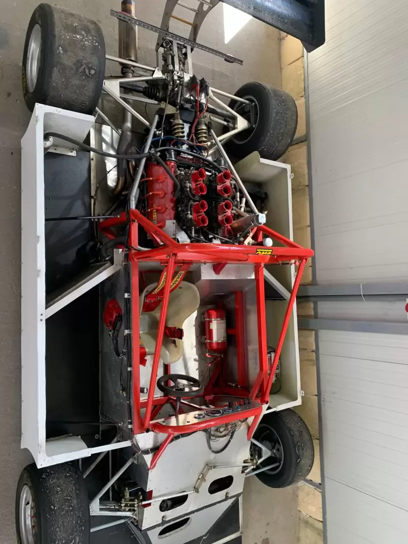 SPORTS HISTORICAL PROTOTYPE FERRARI 3.0 8 CYLINDER