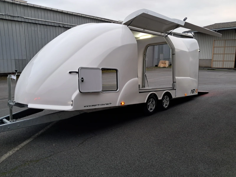 Closed trailer Auto Sport Trailer AST2
