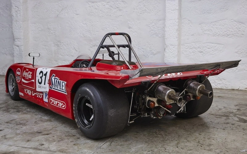 Lola T280 (DFV)