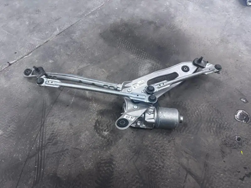 Moteur essuie-glace Porsche Cayman GT4 RS 99162803510
