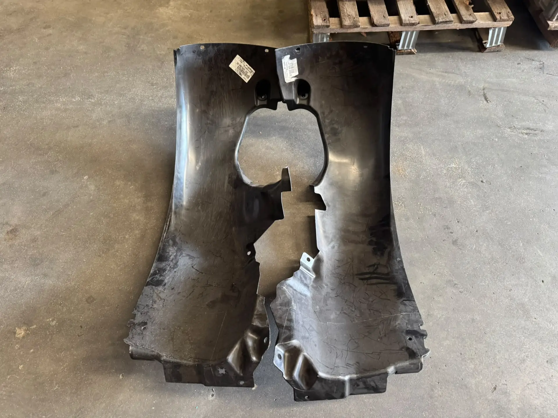 Porsche 997 GT3 Cup left and right wheel arch trims – photo 3