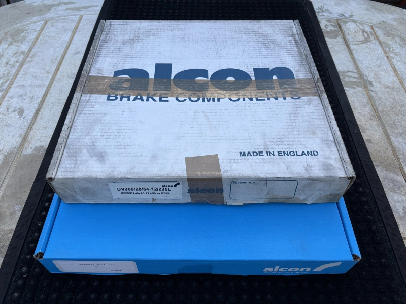 2 brand-new Alcon brake discs, 355x28 mm, PCD 12x235 – Mégane / Clio Maxi / Gr A / VHC