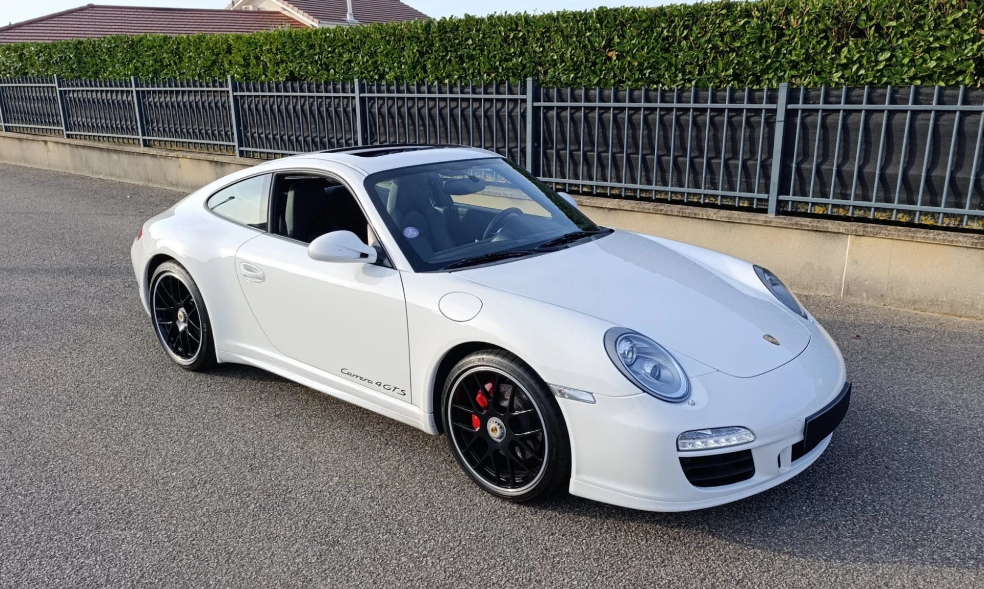 Exceptionnellement Splendide PORSCHE 911 997 4 GTS - Modèle GTS avec beaucoup d'options - 997 4GTS Immatriculé en FRANCE