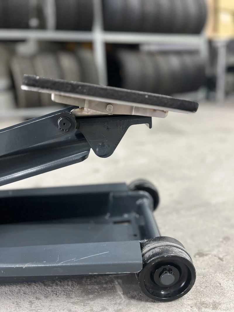 AC hydraulic Jack Pivot Plate / Motorsport Impact Wrench Holder