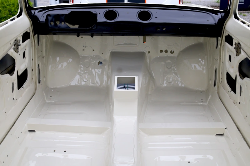 Ford Escort MK1 – Caisse neuve – Arceau Safety Devices