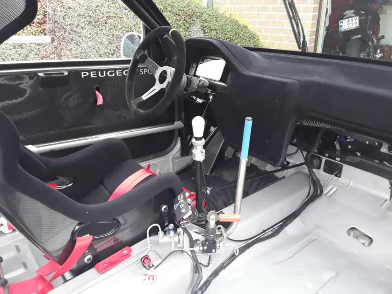 Peugeot 106 rallye f2000