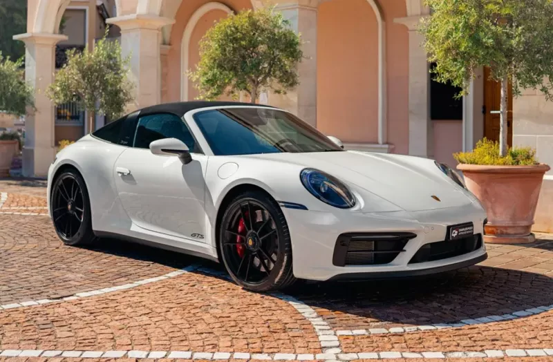 PORSCHE 911 TARGA 4