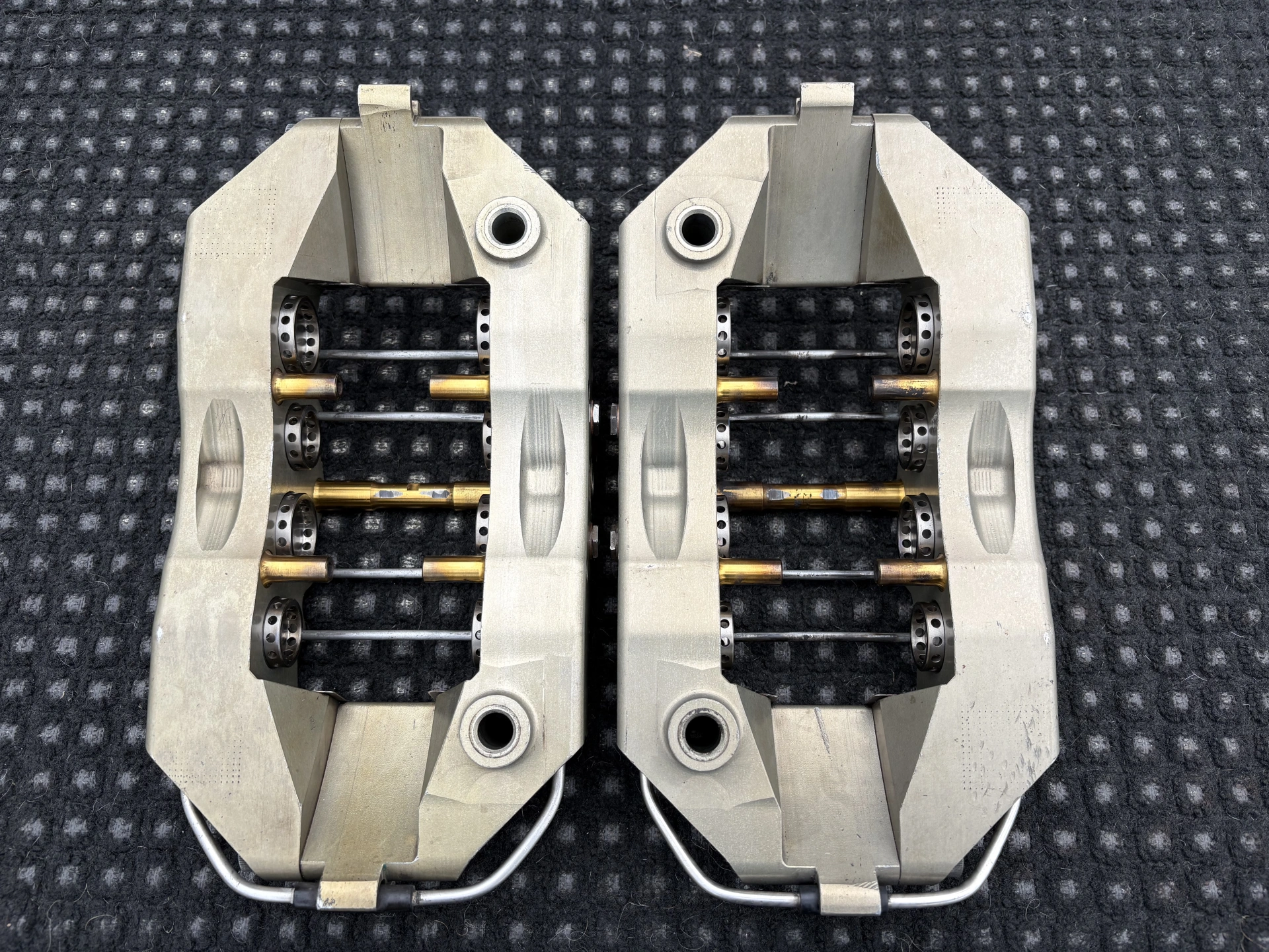 2 overhauled Brembo 8-piston calipers - 306 Maxi, Escort Cosworth Gr A, Mégane Maxi, Evo, VHC – photo 3