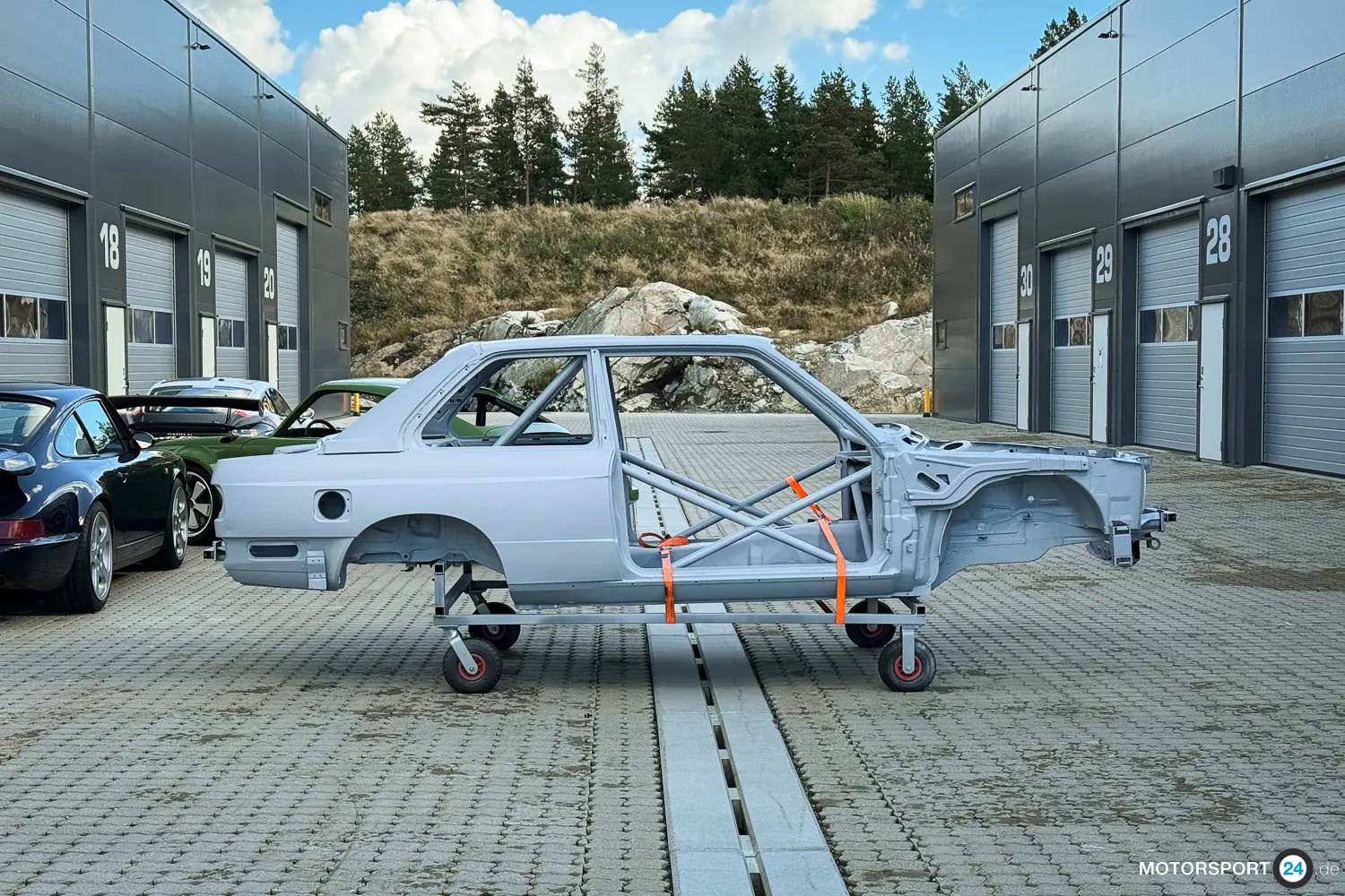 BMW E30 M3 DTM Replica Chassi Certificat FIA – photo 4