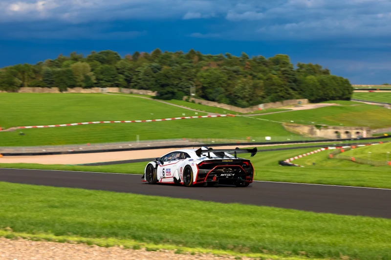 Lamborghini Super Trofeo Evo. Édition limitée à 1 exemplaire sur 12
