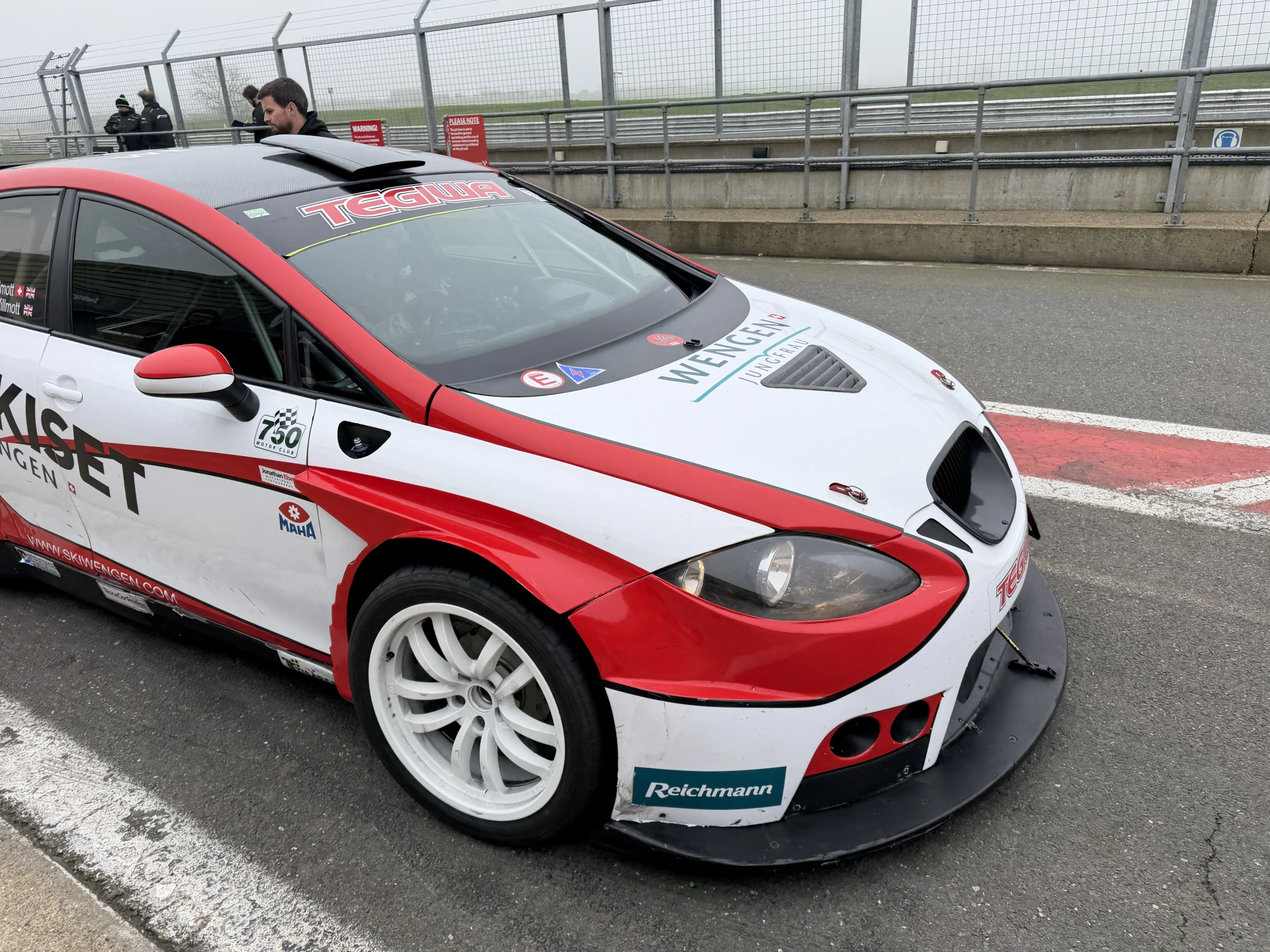 SEAT Leon Supercopa Mk2 avec moteur de rechange (EuroCup spec) – photo 4