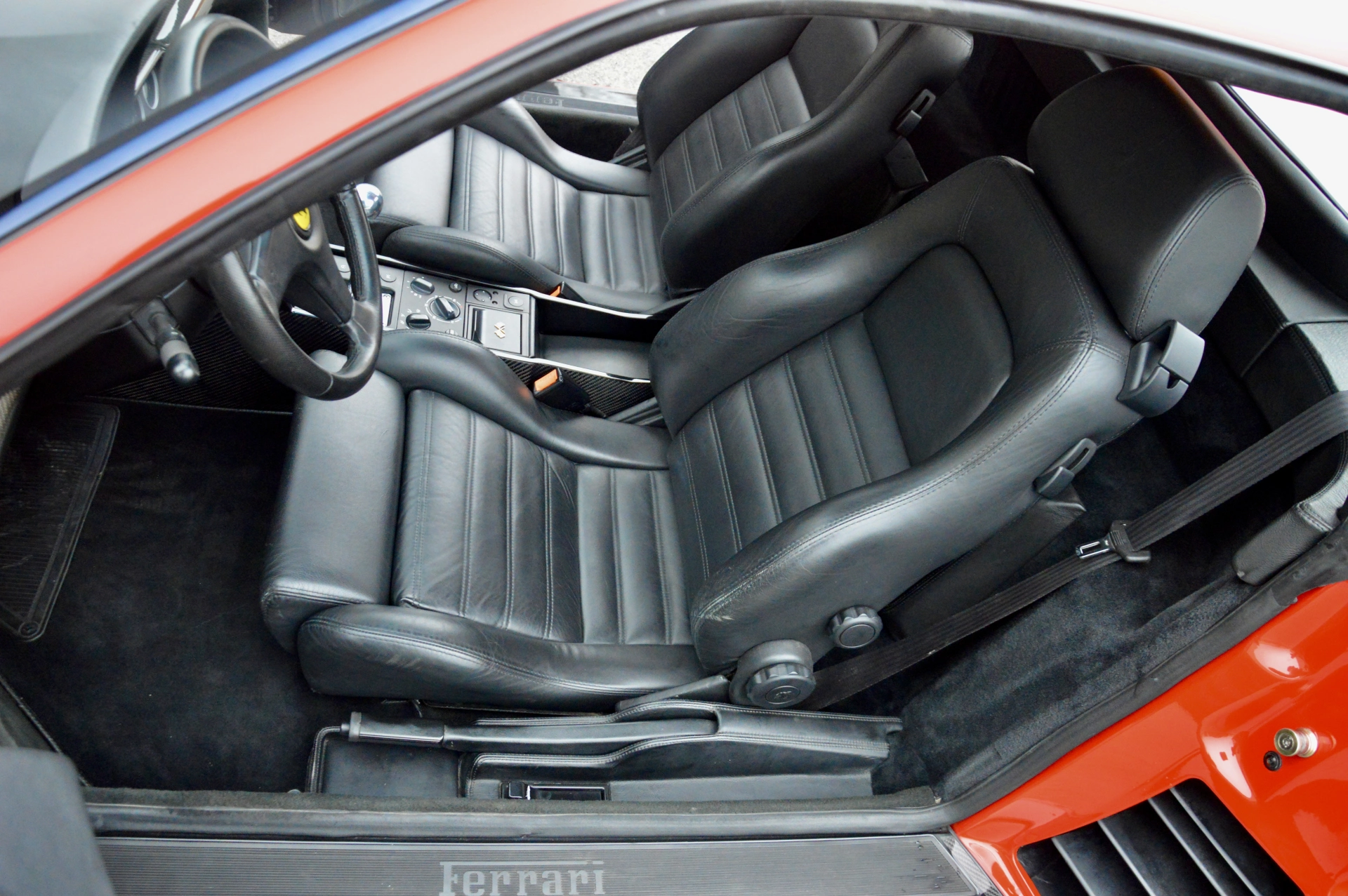 Ferrari F355 Berlinetta - 1996 | Manual gearbox | Certified rebuild in Maranello – photo 4