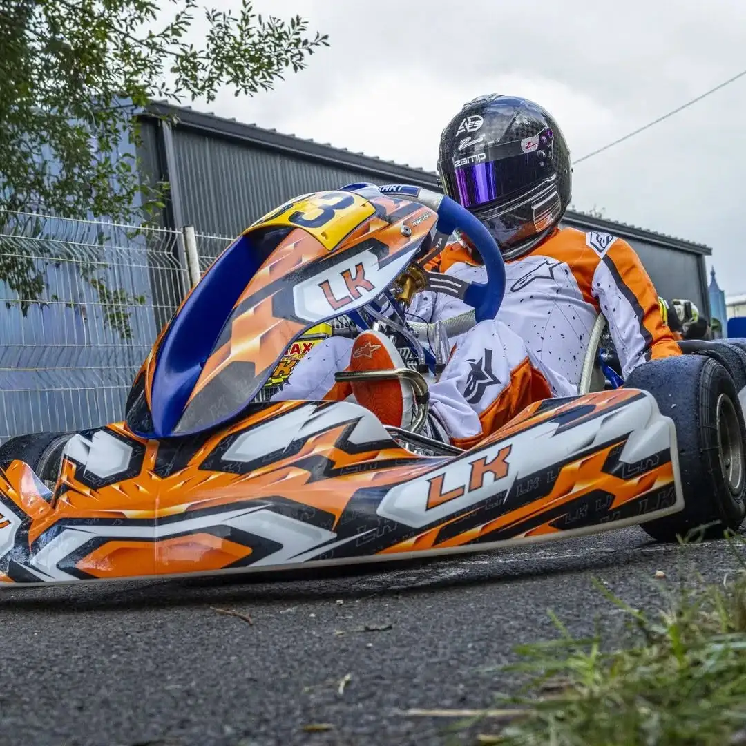 Bespoke Karting Decoration Kits, Stickers for All Surfaces & Personalised Floor Mats – photo 3