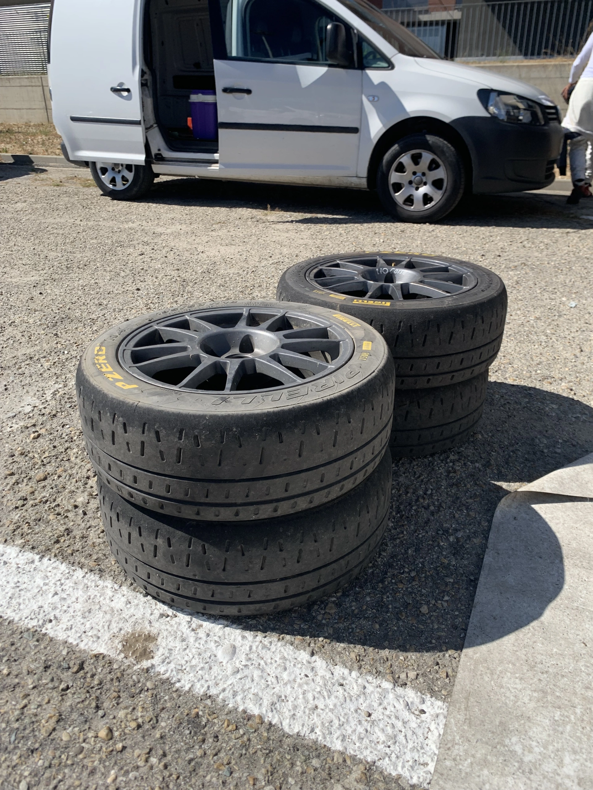 Pneus Pirelli RA5 – photo 3