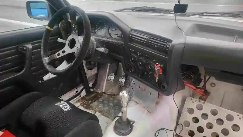 BMW 318I (trackday) A VENDRE