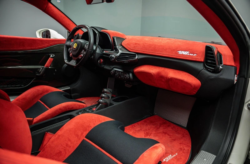 FERRARI 458 SPECIALE