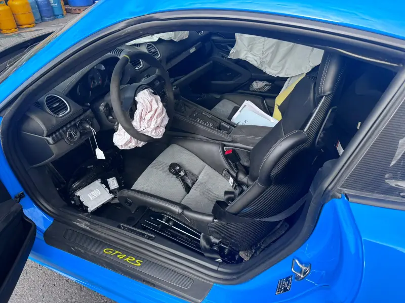 Pièces Porsche Cayman GT4 RS — 2022