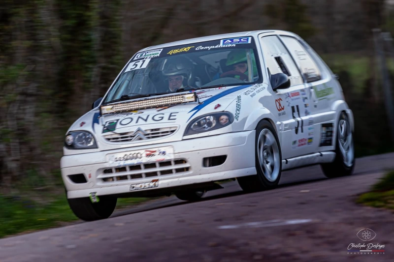 Saxo f2013 à vendre ou échange