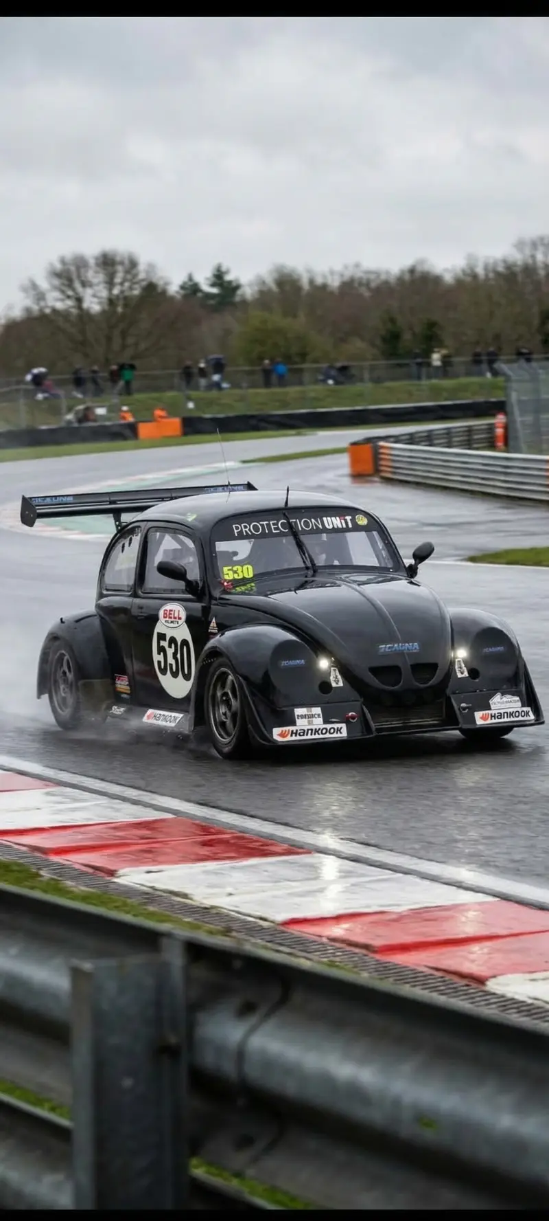 Steering wheel available in Fun Cup - 8H de Spa