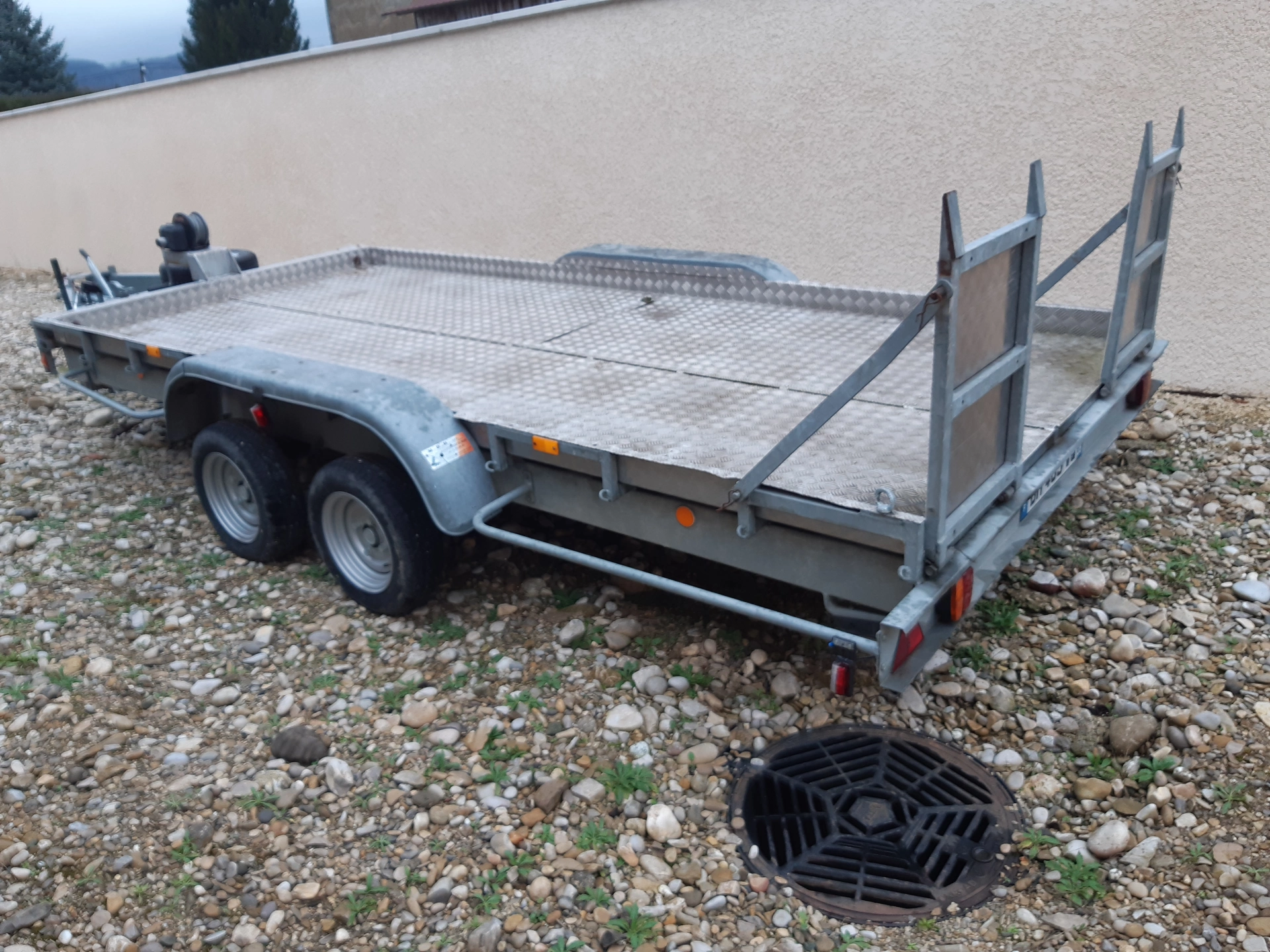 2,000 kg two-axle trailer – photo 1